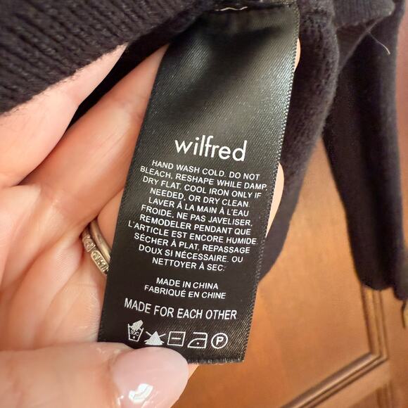 WILFRED | Aritzia Cyprie Black Merino Wool Roll Neck Mock Neck Sweater | Medium - Picture 6 of 9